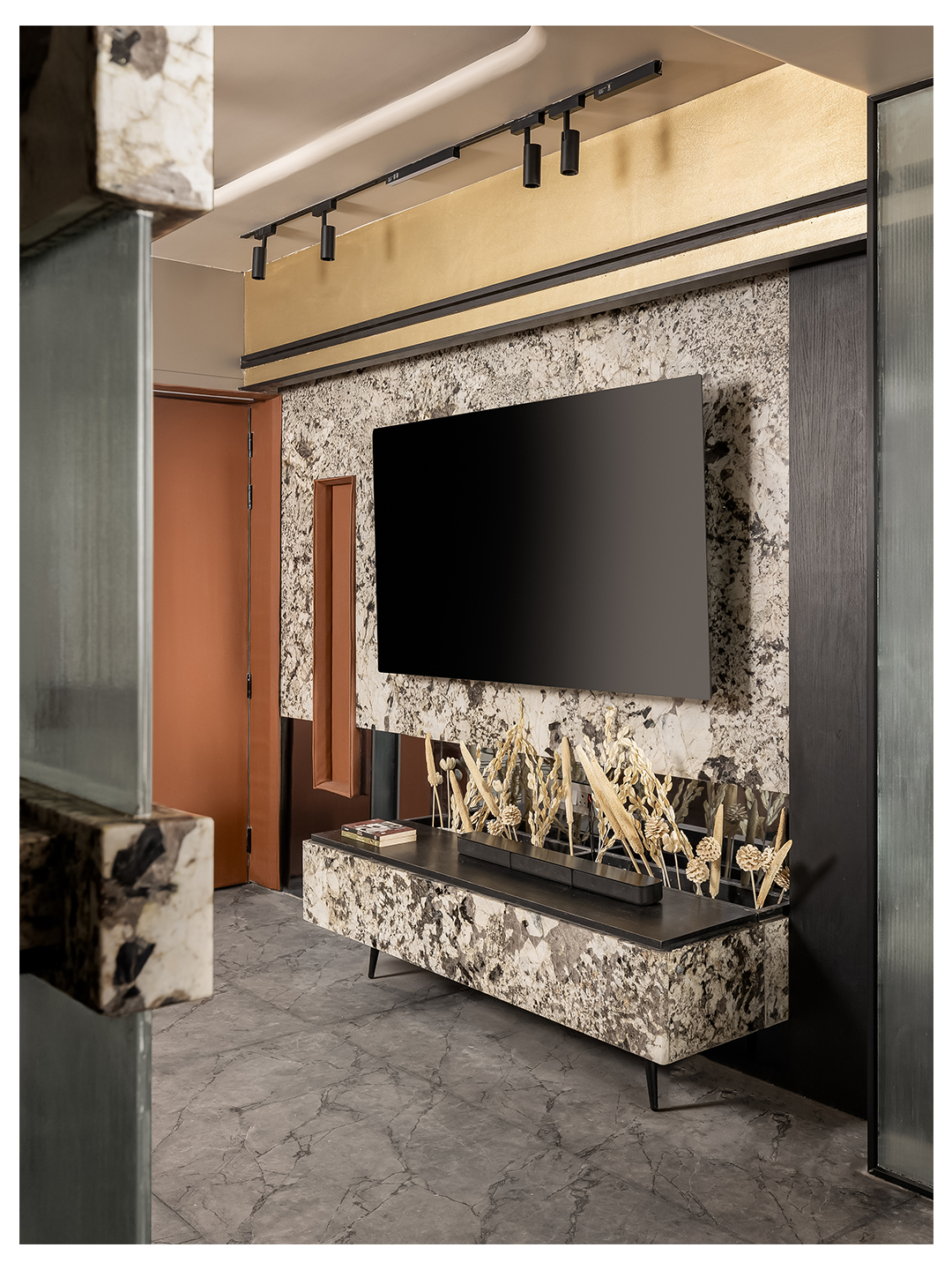Eclipse Marble Suite gallery image 12